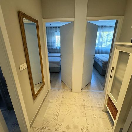 Apartment Astra With Private Parking Split Exterior photo