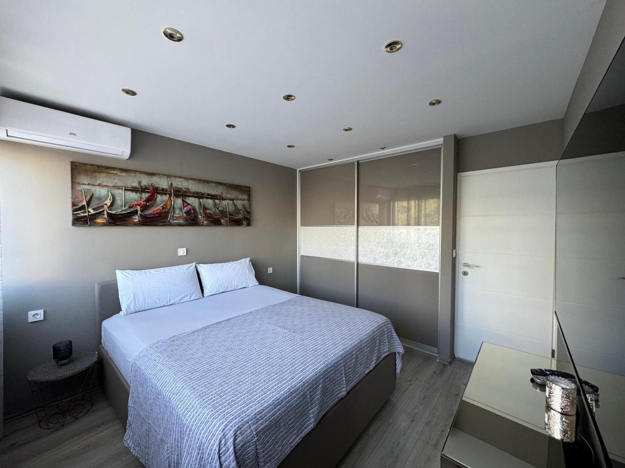 Apartment Astra With Private Parking Split Exterior photo
